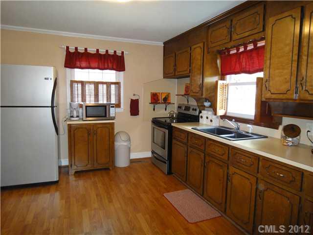 10225 Old Camden Road Midland, NC 28107 - Photo 5 of 16
