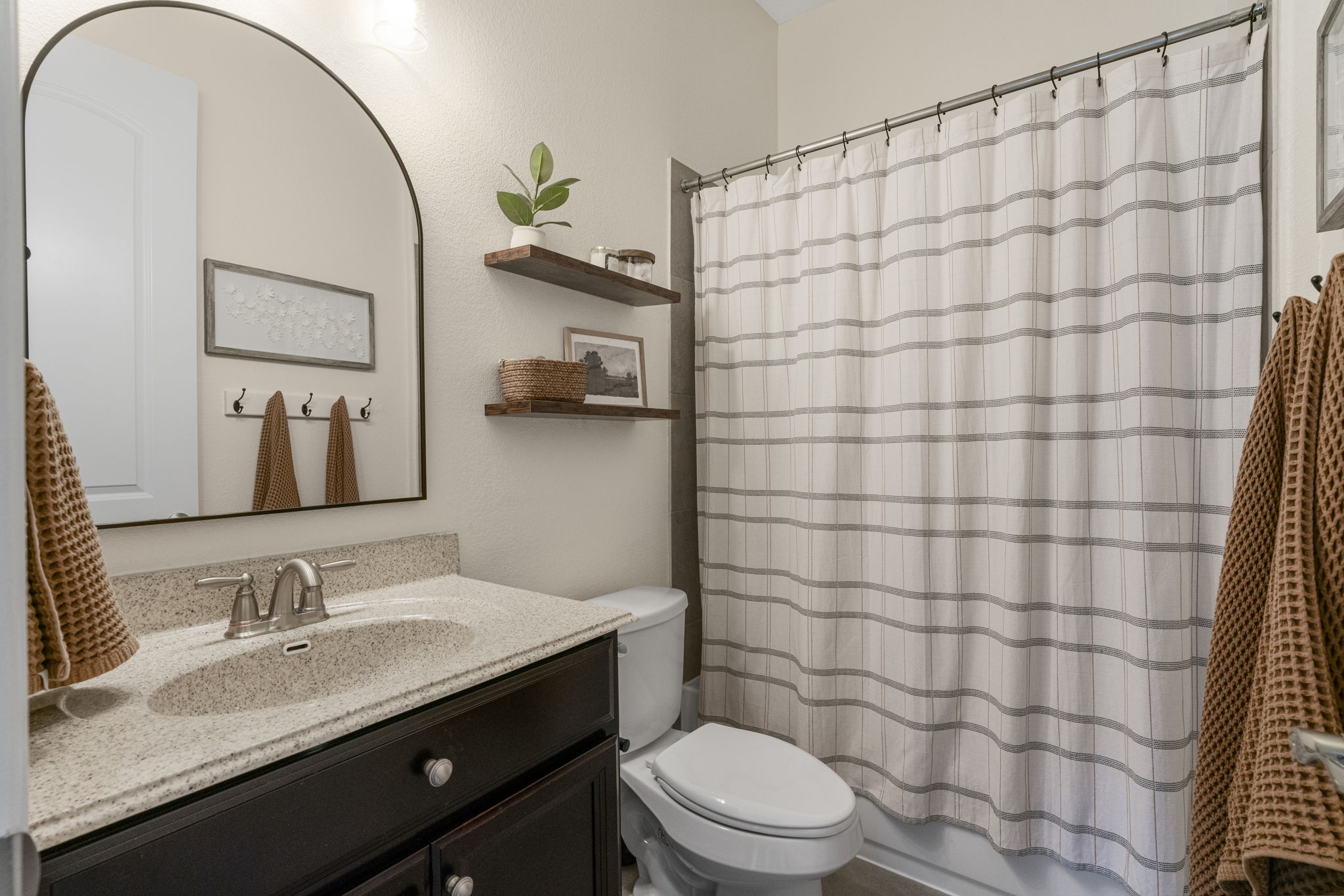 1606 Flint Rock Loop Driftwood, TX 78619 - Photo 19 of 40 Full bath for Bedrooms #2