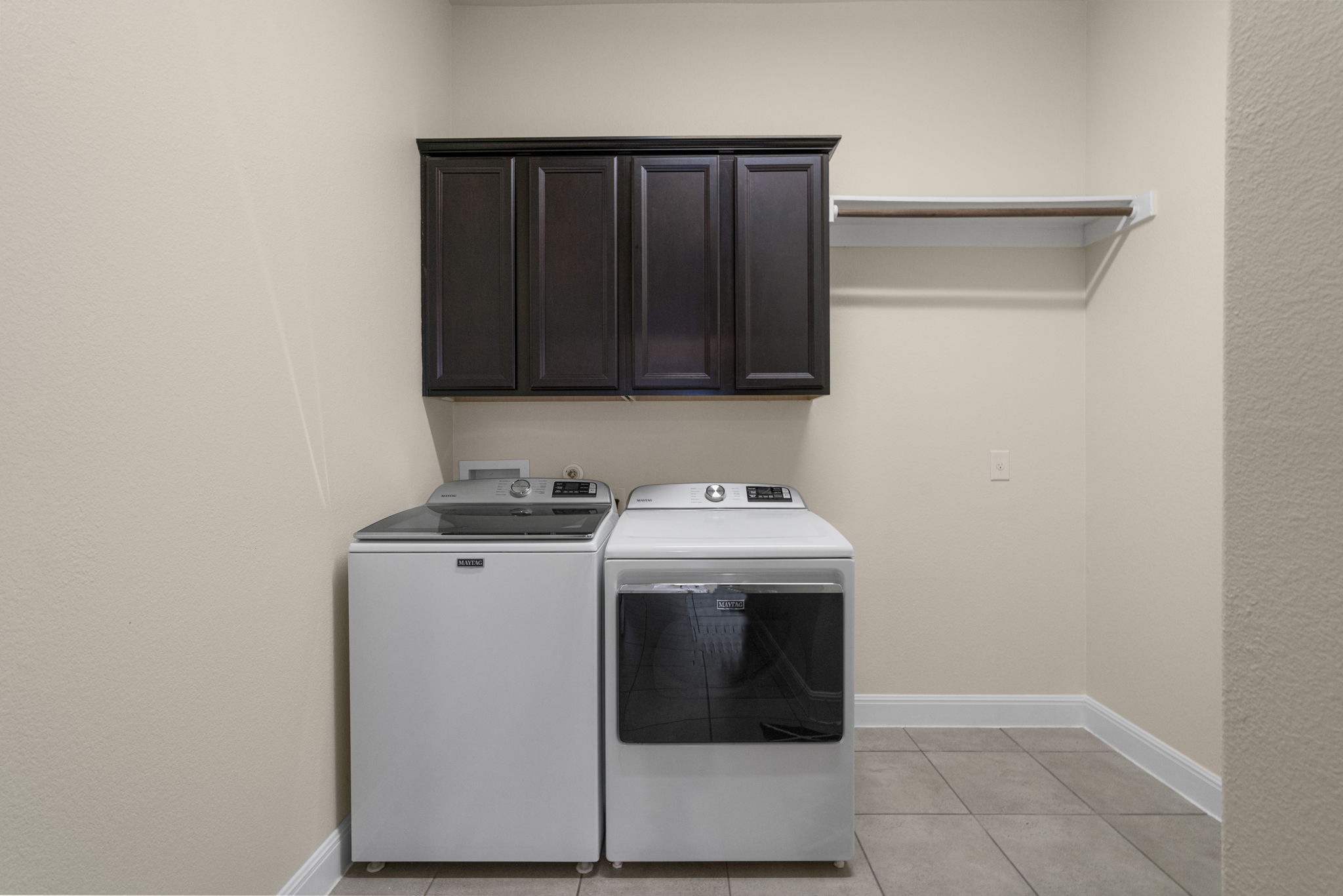 1606 Flint Rock Loop Driftwood, TX 78619 - Photo 30 of 40 Laundry room is located on first floor