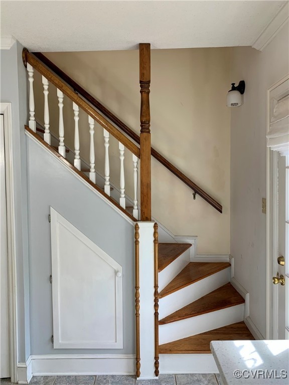 3237 Huntington Trail Cascade, VA 24069 - Photo 14 of 30 View of stairs