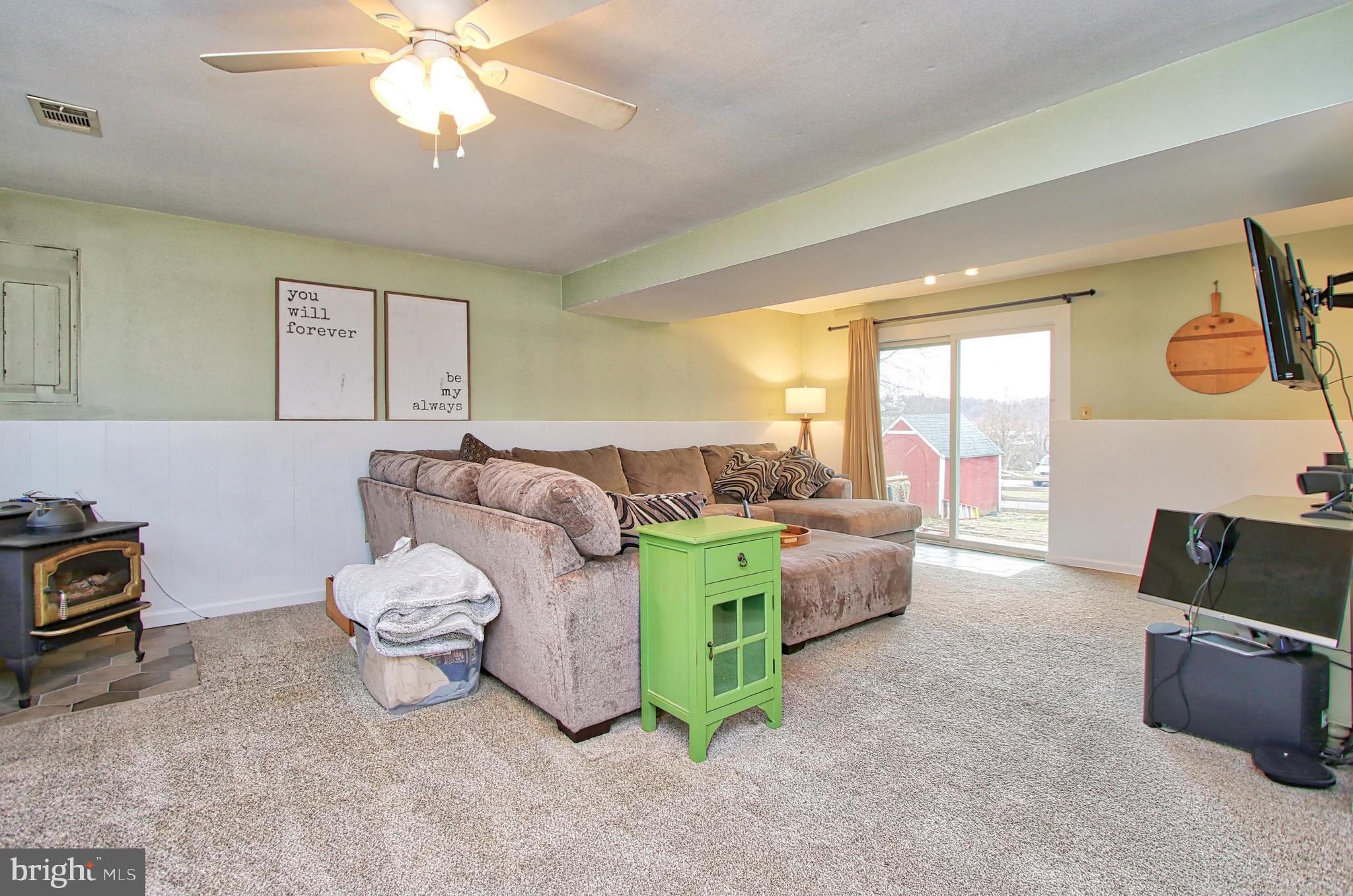645 Uniontown Road Westminster, MD 21158 - Photo 27 of 38 Gallery Image 27