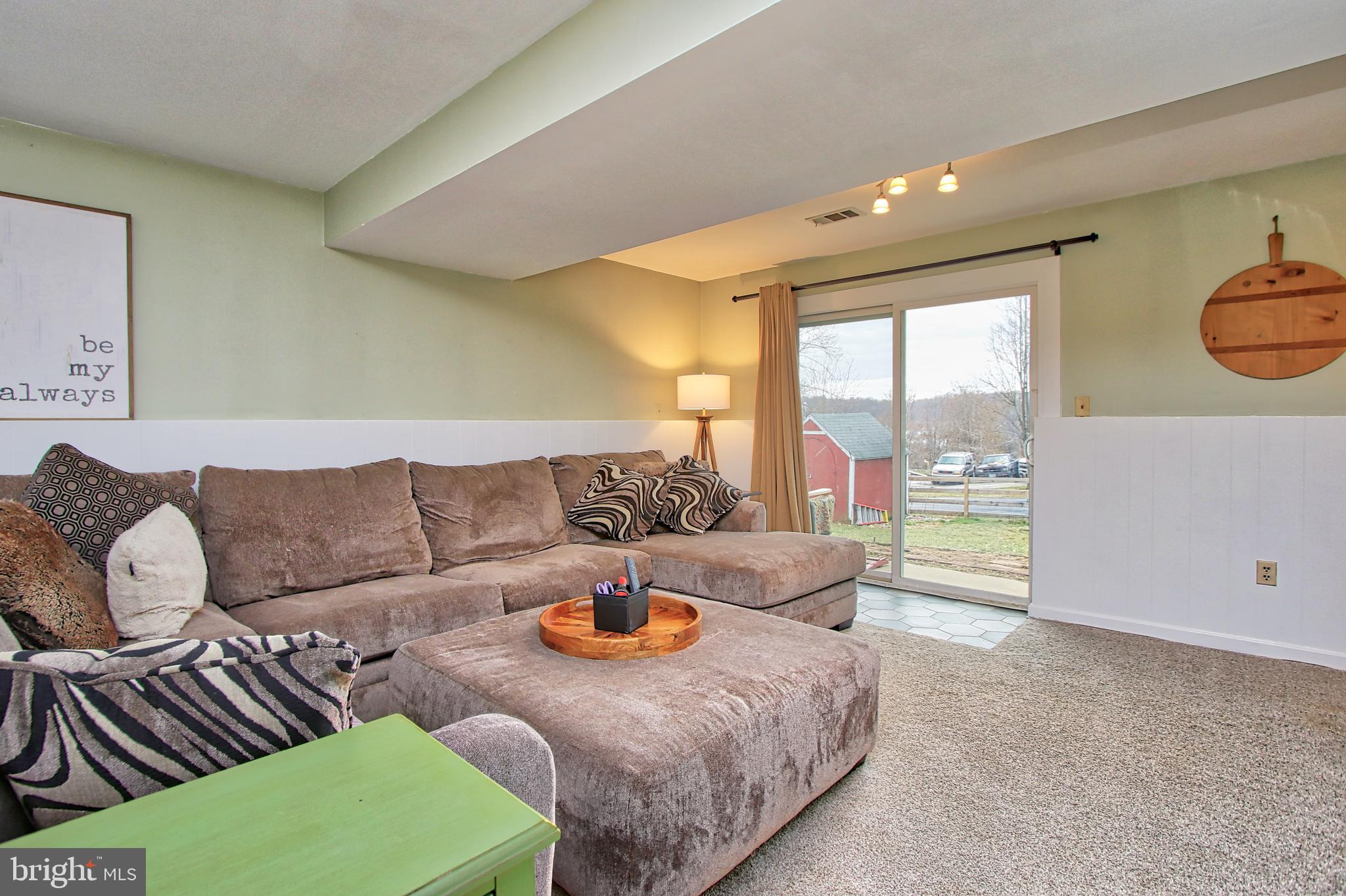 645 Uniontown Road Westminster, MD 21158 - Photo 28 of 38 Gallery Image 28