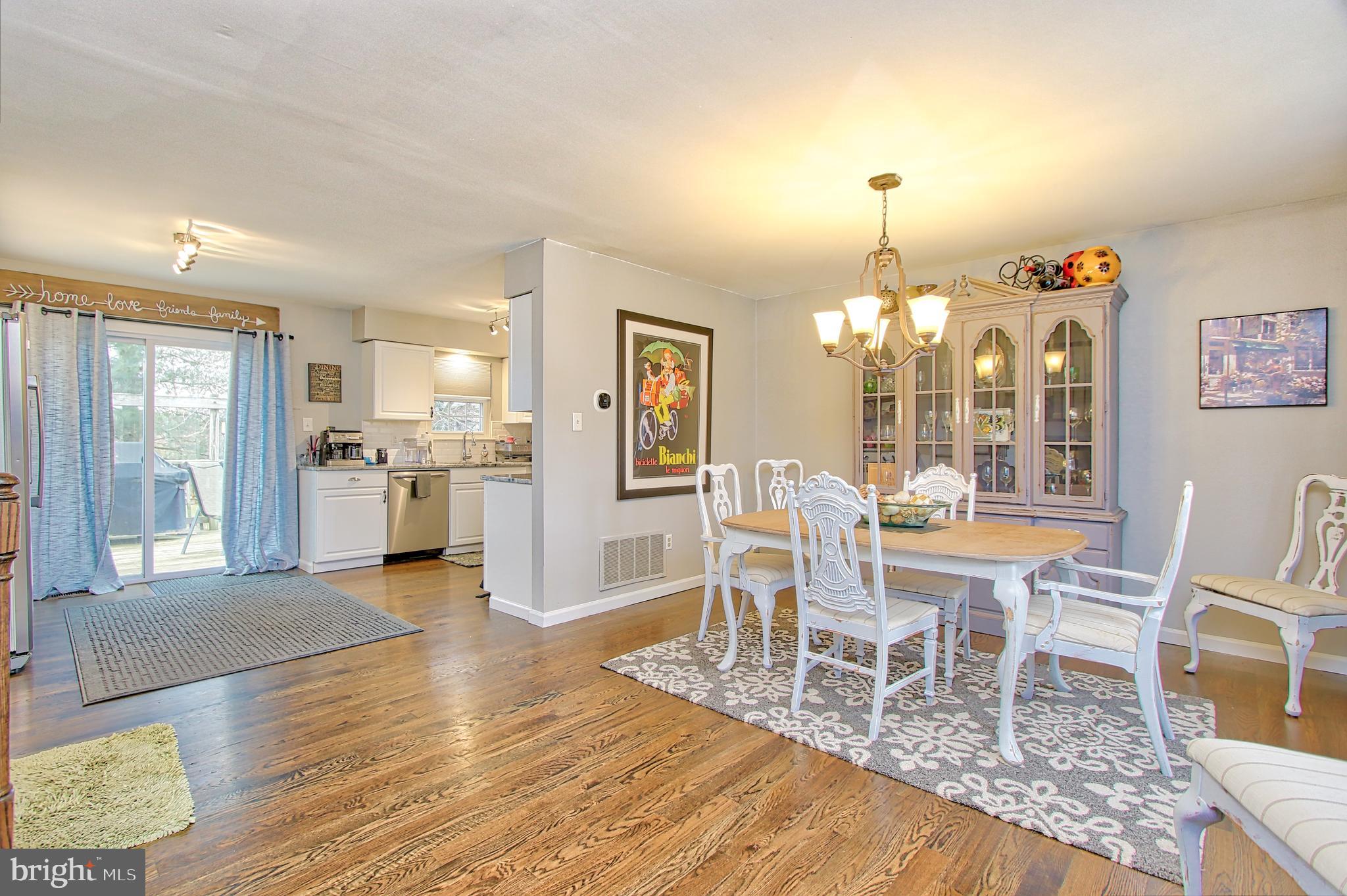 645 Uniontown Road Westminster, MD 21158 - Photo 4 of 38 Gallery Image 4