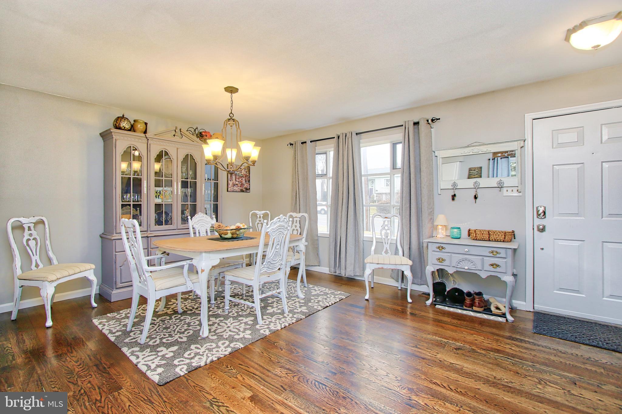 645 Uniontown Road Westminster, MD 21158 - Photo 5 of 38 Gallery Image 5