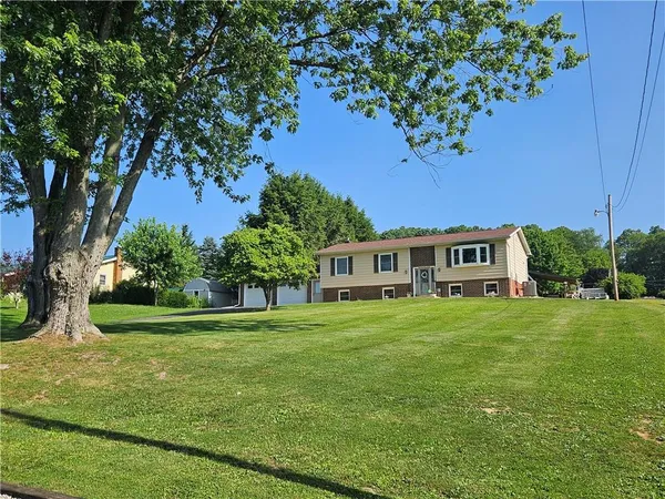 $249,900 | 235 Maple Drive, Karns City, PA 16041