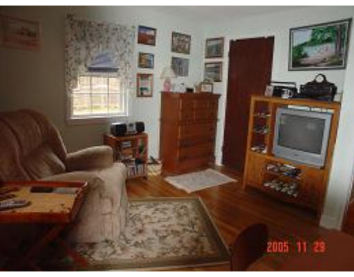18 Meade Road North Reading, MA 01864 - Photo 11 of 13 Gallery Image 11