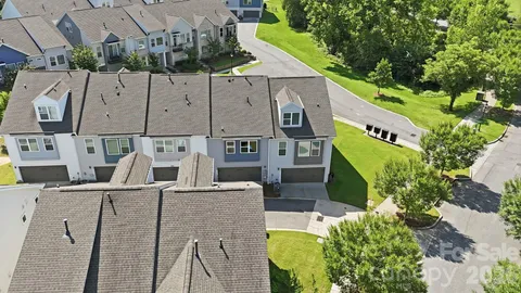 $419,900 | 1450 Winding Stream Road, Charlotte, NC 28206