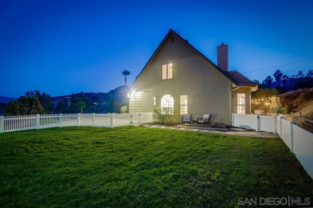 2543 Daisy Lane Fallbrook, CA 92028 - Photo 63 of 74 a view of a house with a yard