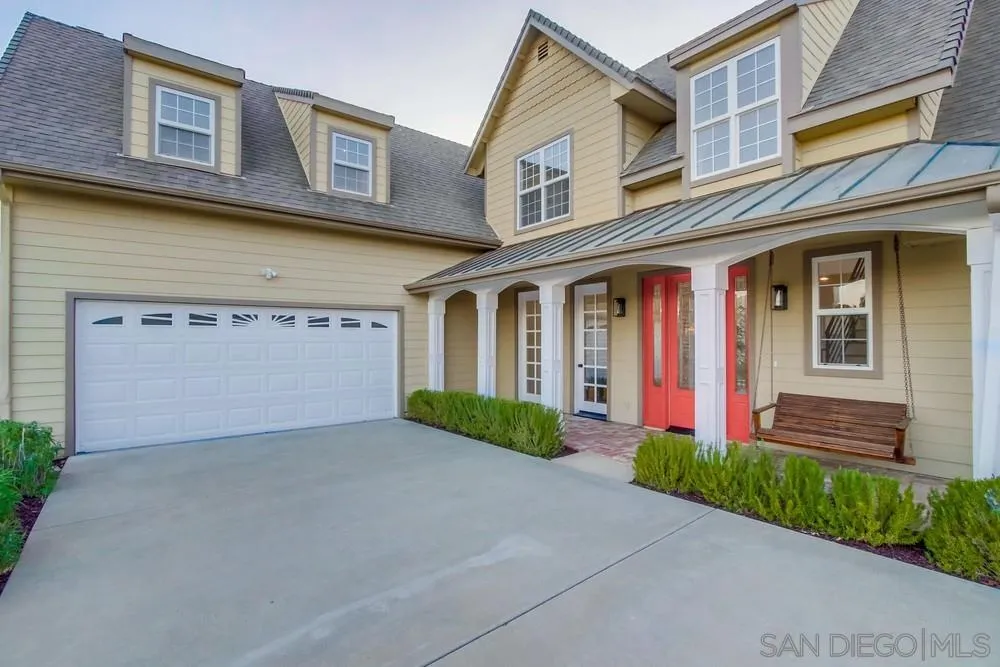 2543 Daisy Lane Fallbrook, CA 92028 - Photo 68 of 74 a front view of a house with garden