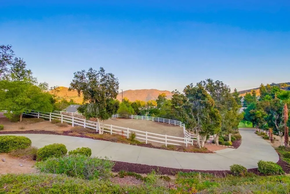 2543 Daisy Lane Fallbrook, CA 92028 - Photo 71 of 74 a view of a street with a building in the background