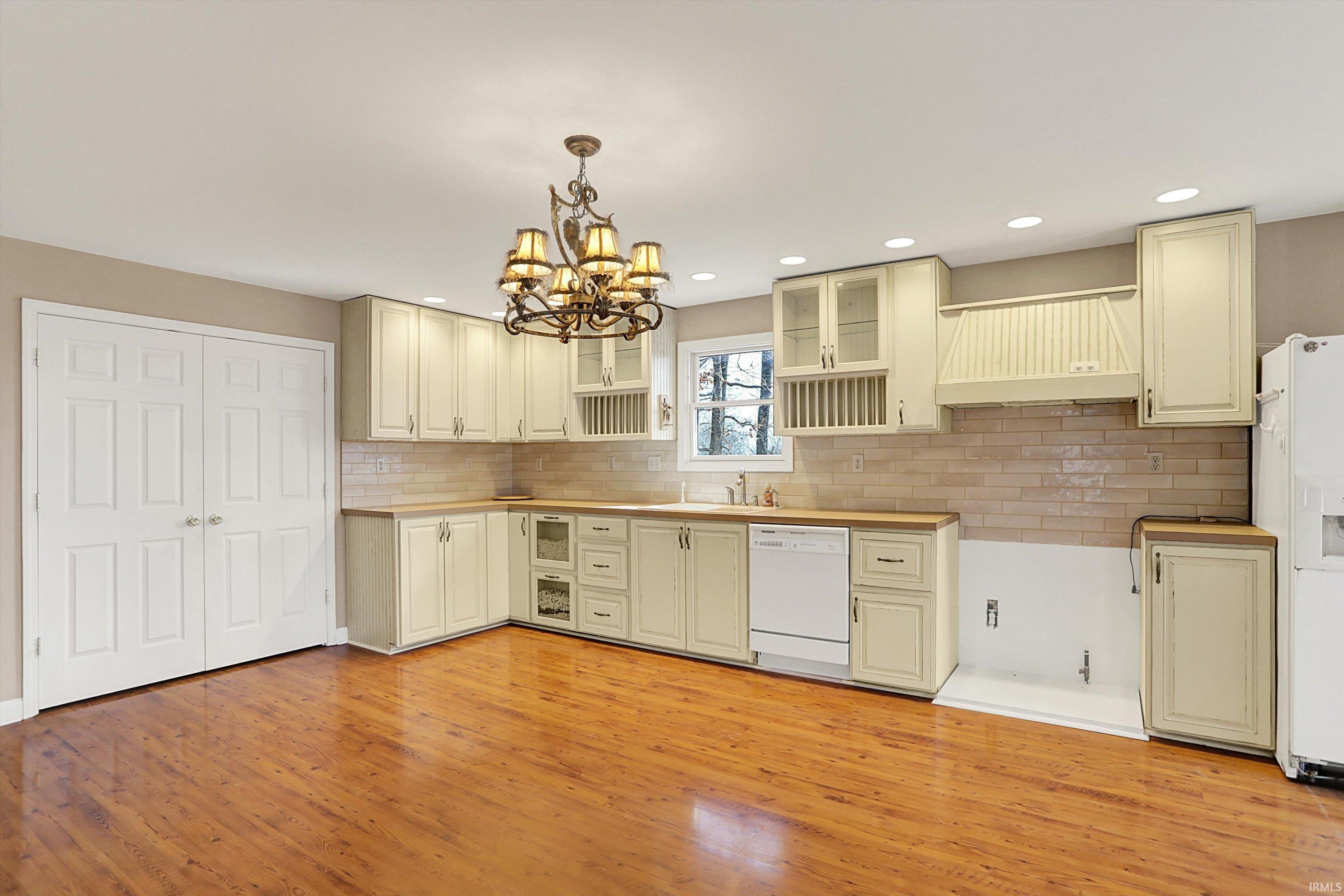 677 Manger Road Boonville, IN 47601 - Photo 11 of 36