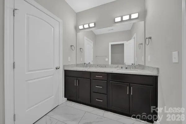 $2,499 | 10615 Forest Drive, Matthews, NC 28105