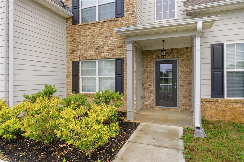 28 Village Trace Rydal, GA 30171 - Photo 3 of 49