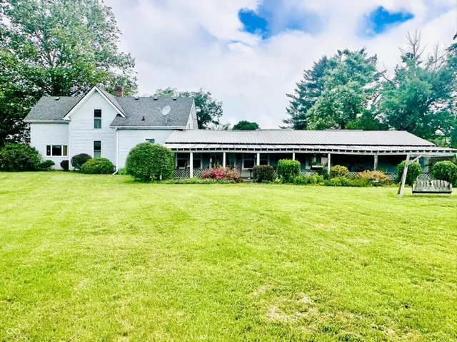 $299,000 | 317 Highway 44, Franklin, IN 46131