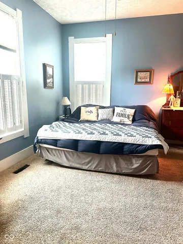 $299,000 | 317 Highway 44, Franklin, IN 46131