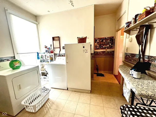 $299,000 | 317 Highway 44, Franklin, IN 46131