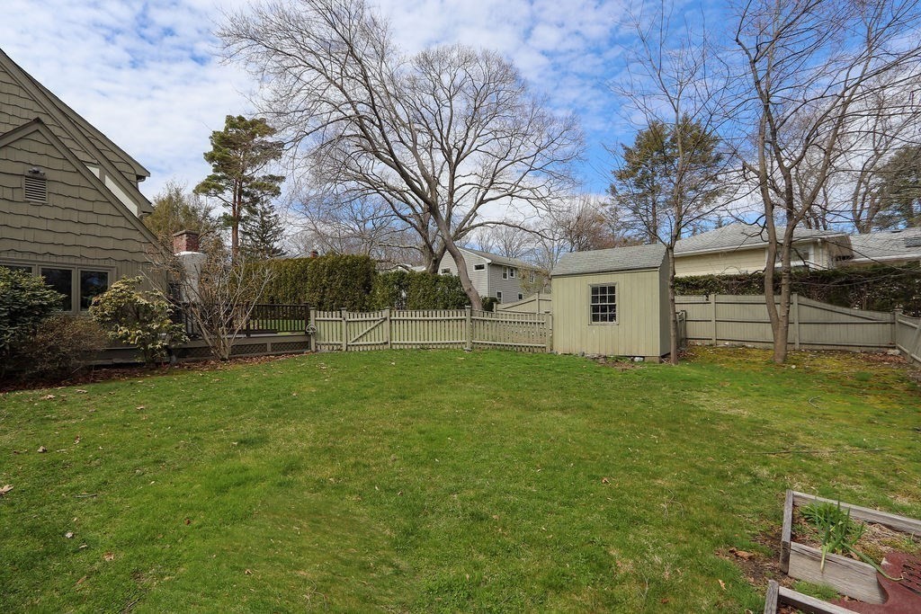 21 Littlefield Road Newton, MA 02459 - Photo 31 of 37