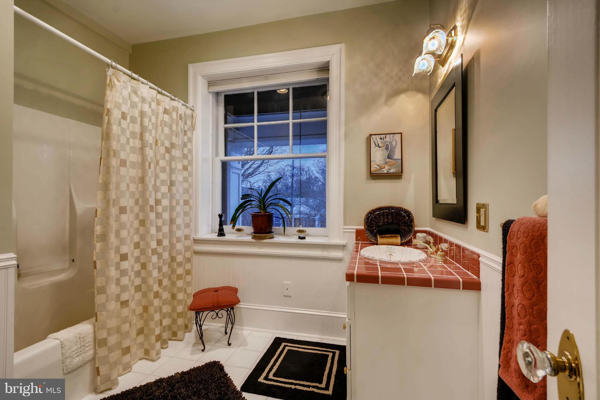 1 Upland Road Baltimore, MD 21210 - Photo 21 of 30 Bath