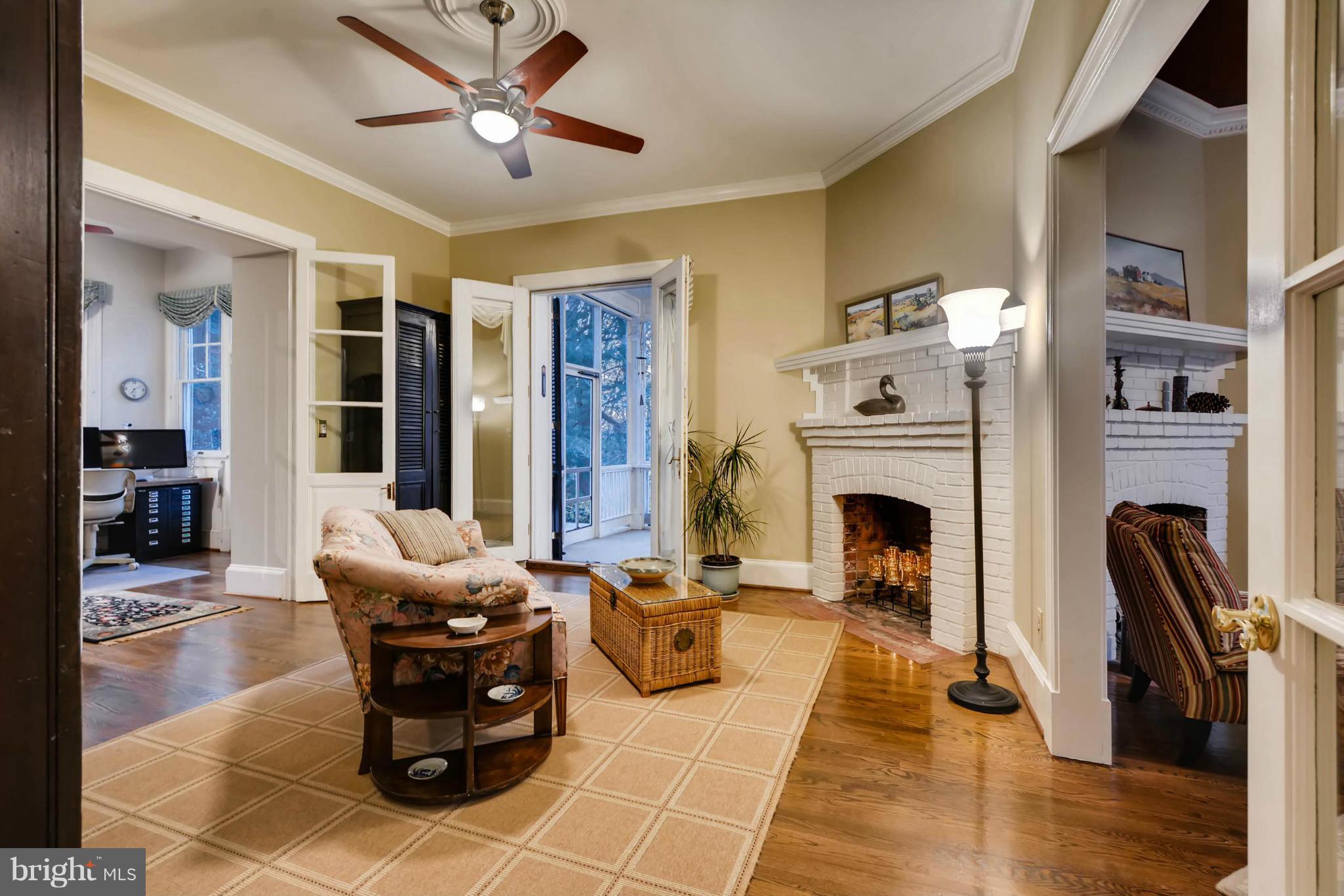 1 Upland Road Baltimore, MD 21210 - Photo 5 of 30 Family Room
