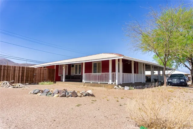 $55,000 | 83040 Magnolia Avenue, Trona, CA 93562