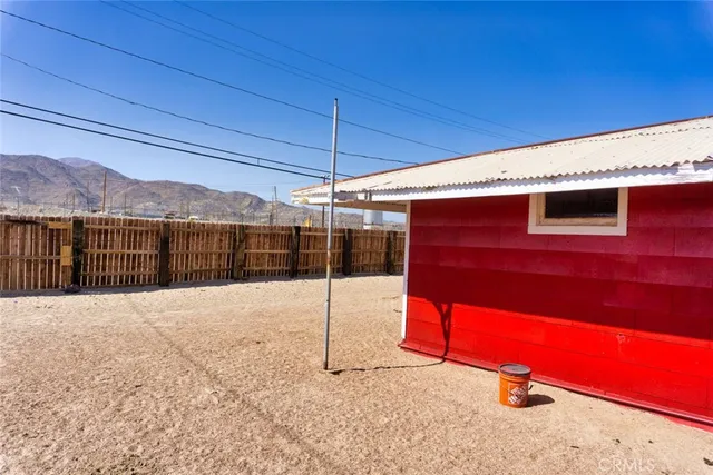 $55,000 | 83040 Magnolia Avenue, Trona, CA 93562