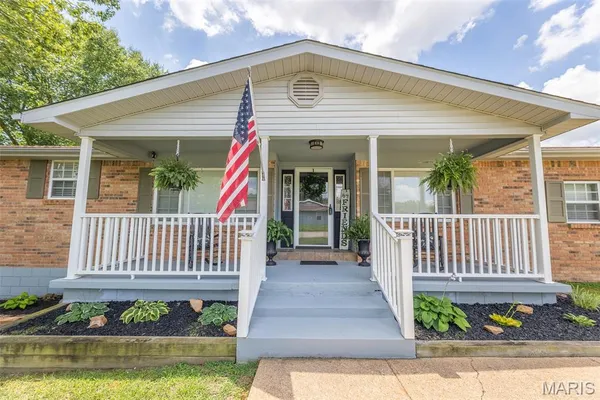 $299,900 | 2006 Kysar Road, Poplar Bluff, MO 63901
