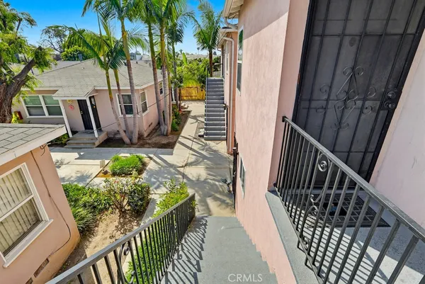 $1,450,000 | 2669 North Lime Avenue, Signal Hill, CA 90755