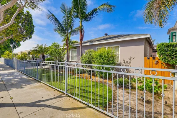 $1,450,000 | 2669 North Lime Avenue, Signal Hill, CA 90755