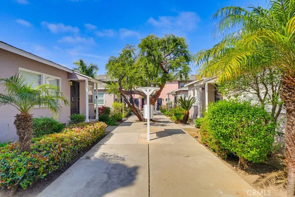 $1,450,000 | 2669 North Lime Avenue, Signal Hill, CA 90755