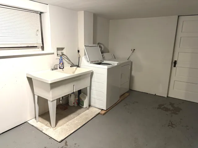 $2,500 | 1940 Wenonah Avenue, Berwyn, IL 60402