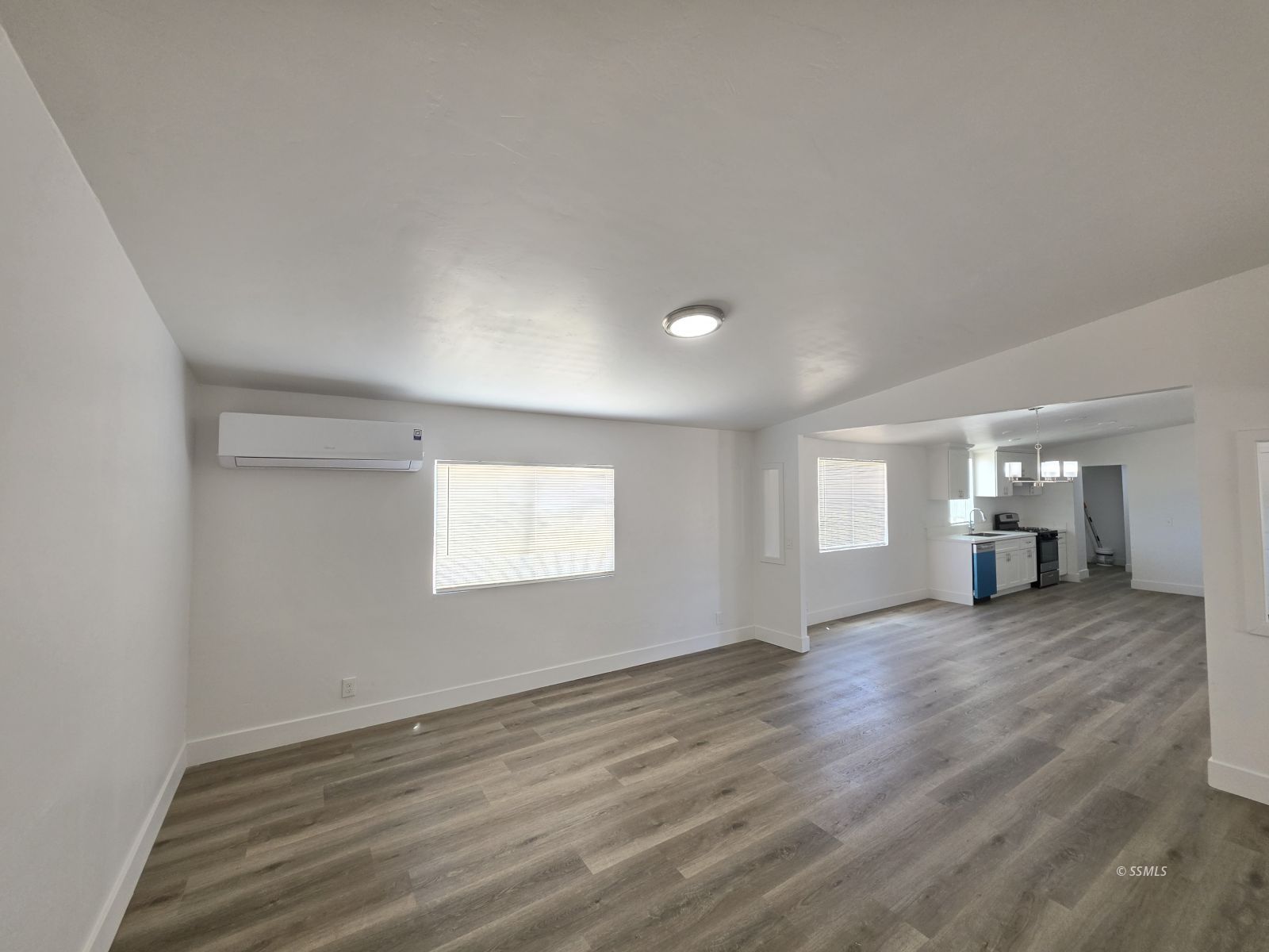 3761 Swallow Avenue Ridgecrest, CA 93555 - Photo 3 of 18