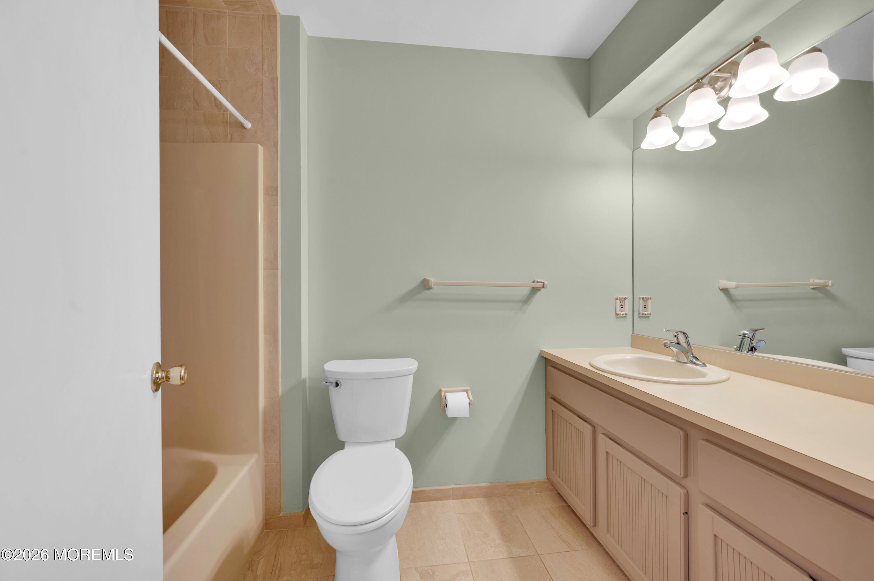 2230 Bridge Avenue, Unit 4 Point Pleasant, NJ 08742 - Photo 15 of 27 2230 Bridge Ave #4