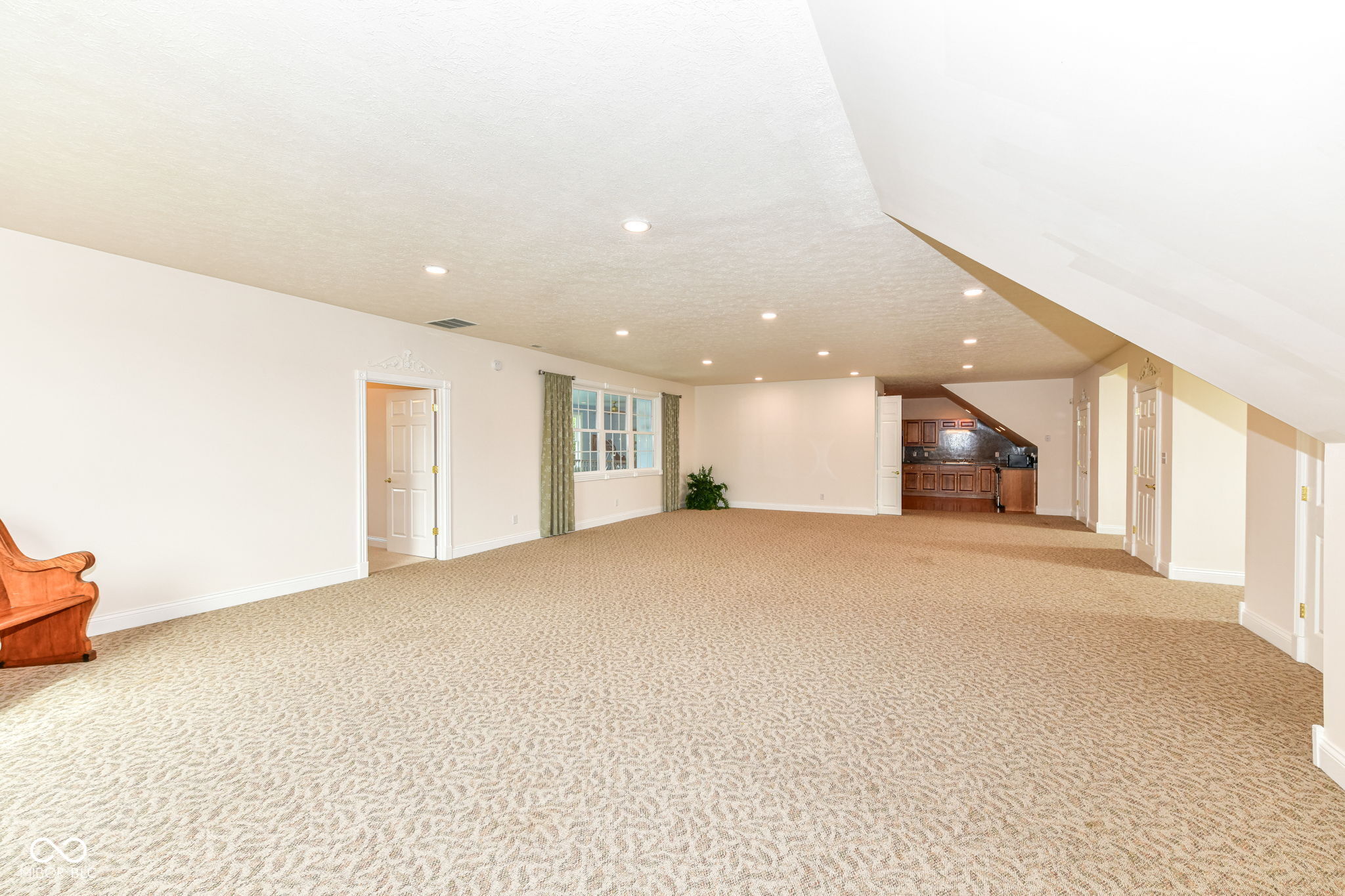 5264 Rocklane Road Greenwood, IN 46143 - Photo 49 of 69