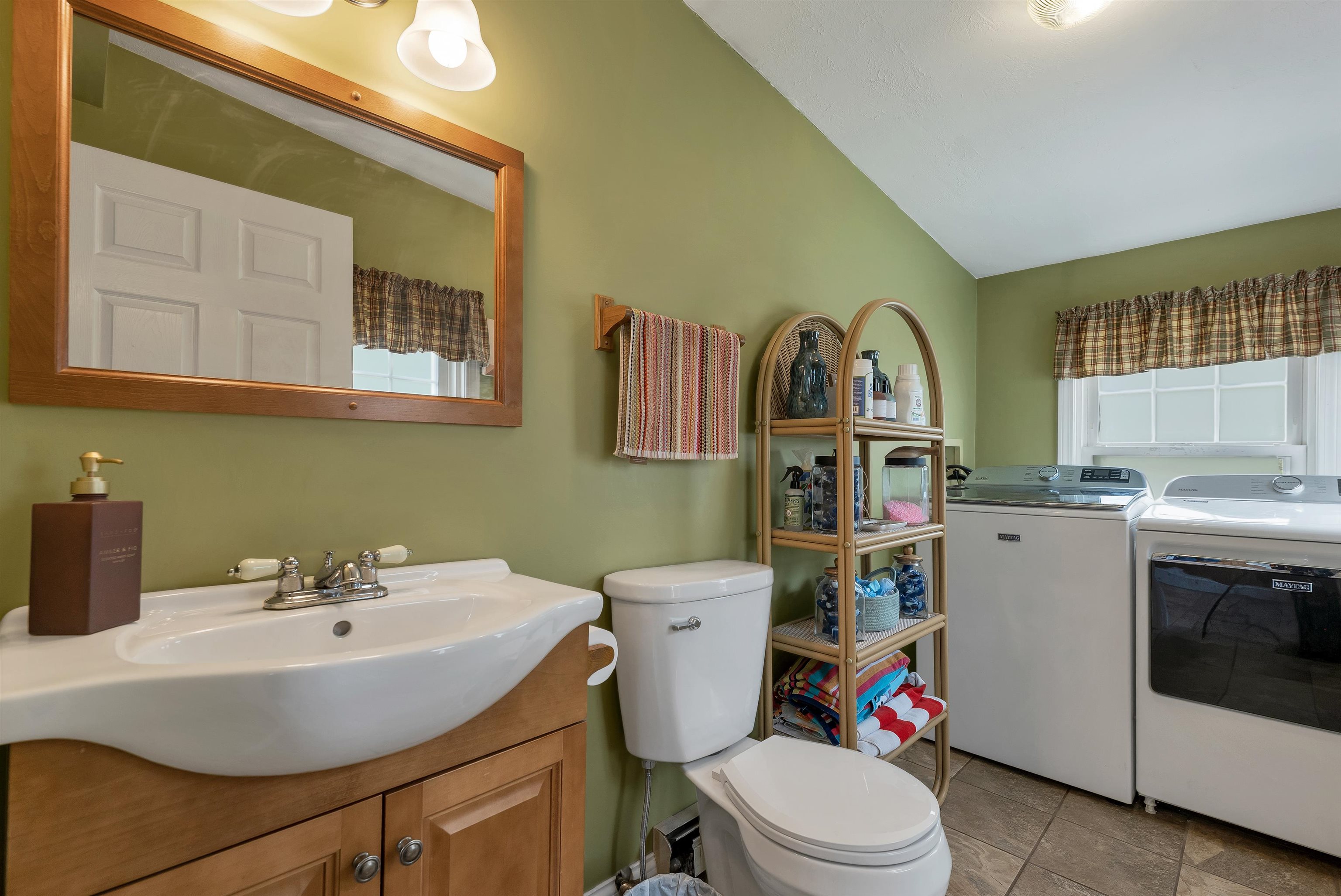 46 Albin Road Bow, NH 03304 - Photo 18 of 58