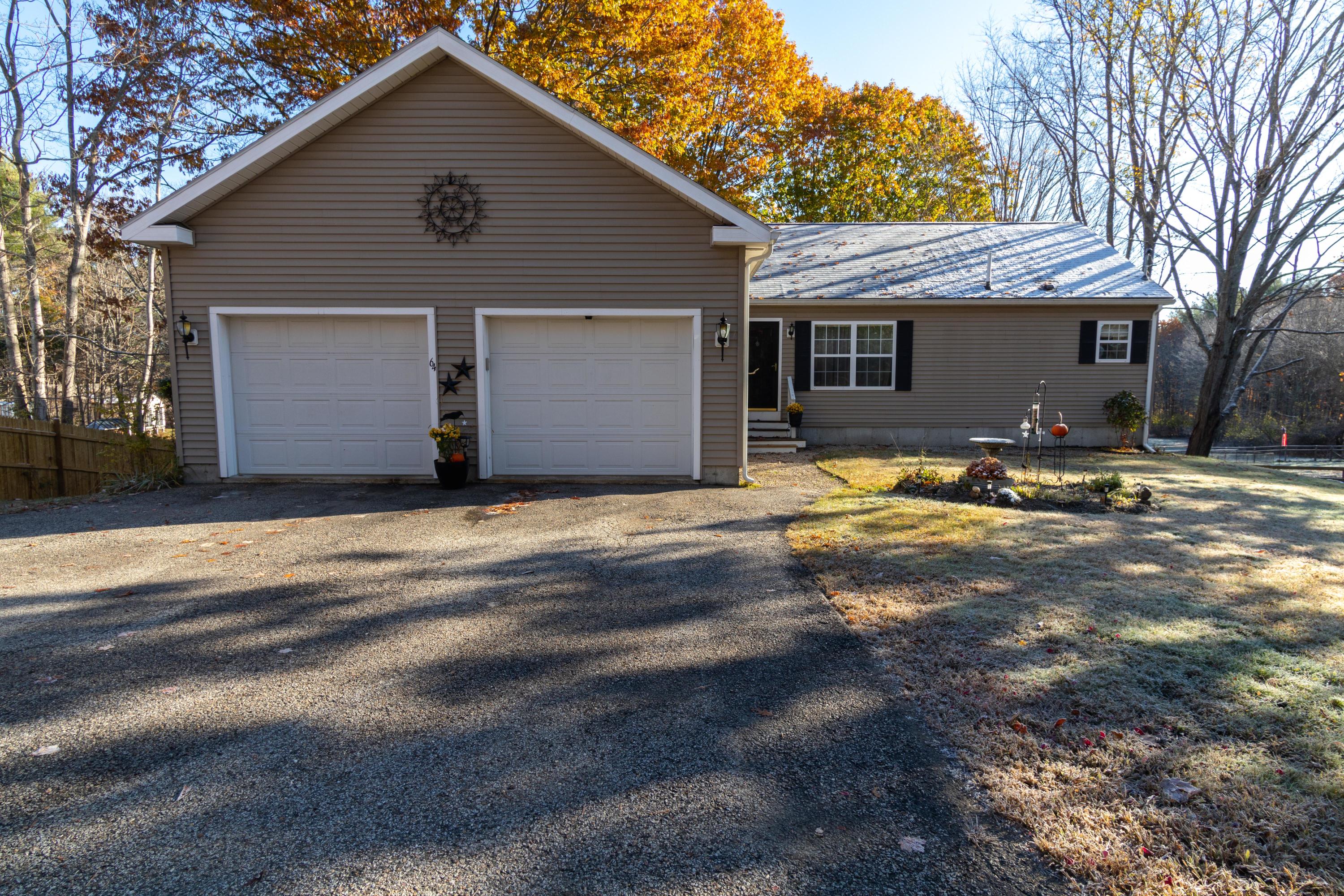 64 Cutts Road Kittery, ME 03904 - Photo 1 of 27 IMG_0736