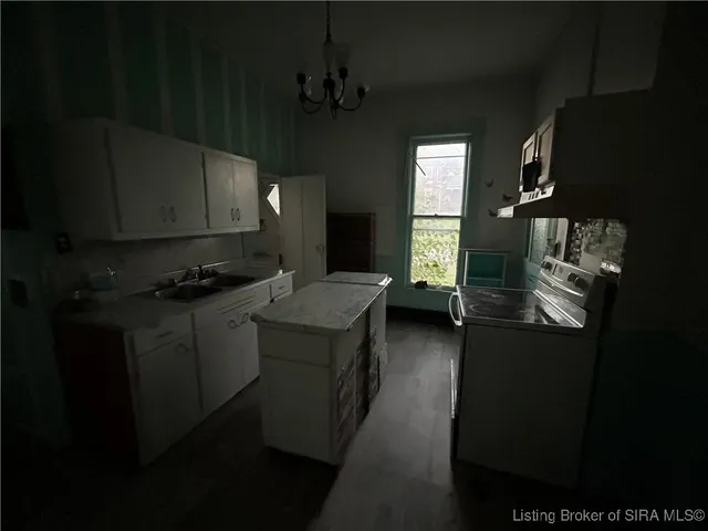 $189,000 | 220 West Spring Street, Brownstown, IN 47220