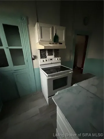 $189,000 | 220 West Spring Street, Brownstown, IN 47220