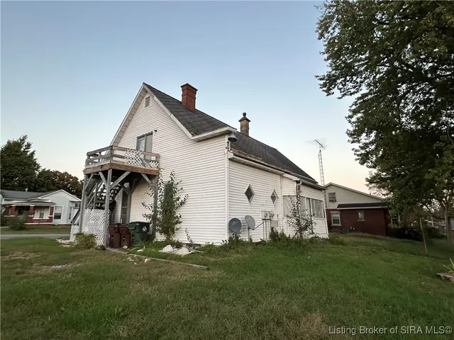 $189,000 | 220 West Spring Street, Brownstown, IN 47220