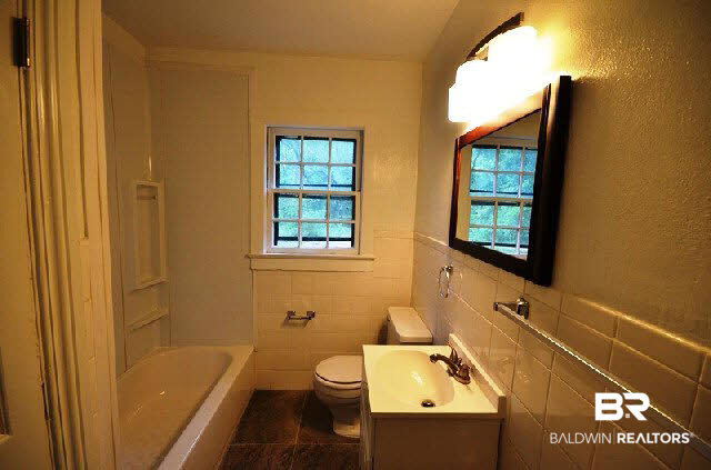 4611 Oak Ridge Road Mobile, AL 36609 - Photo 7 of 17