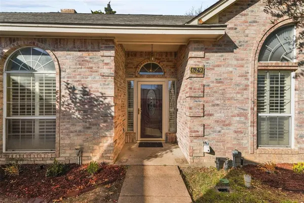 a view of a door of the house