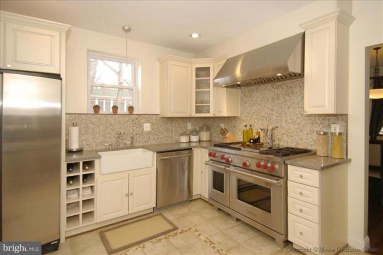 2854 Hunter Road Fairfax, VA 22031 - Photo 13 of 30 Kitchen
