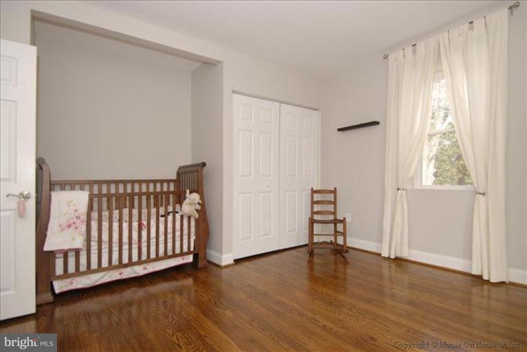 2854 Hunter Road Fairfax, VA 22031 - Photo 21 of 30 Bedroom #2
