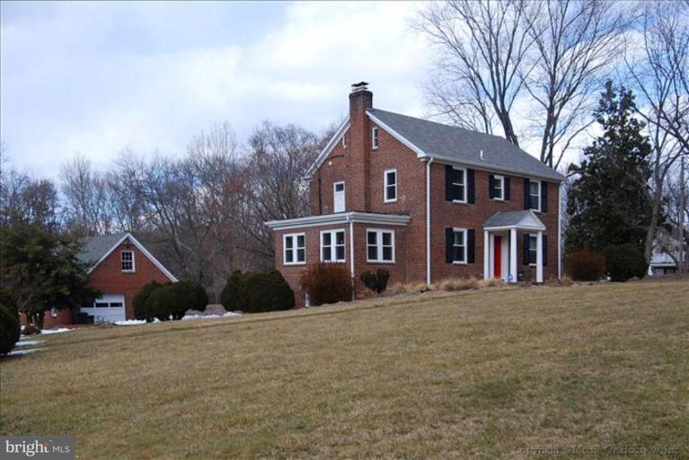 2854 Hunter Road Fairfax, VA 22031 - Photo 28 of 30 Exterior #3