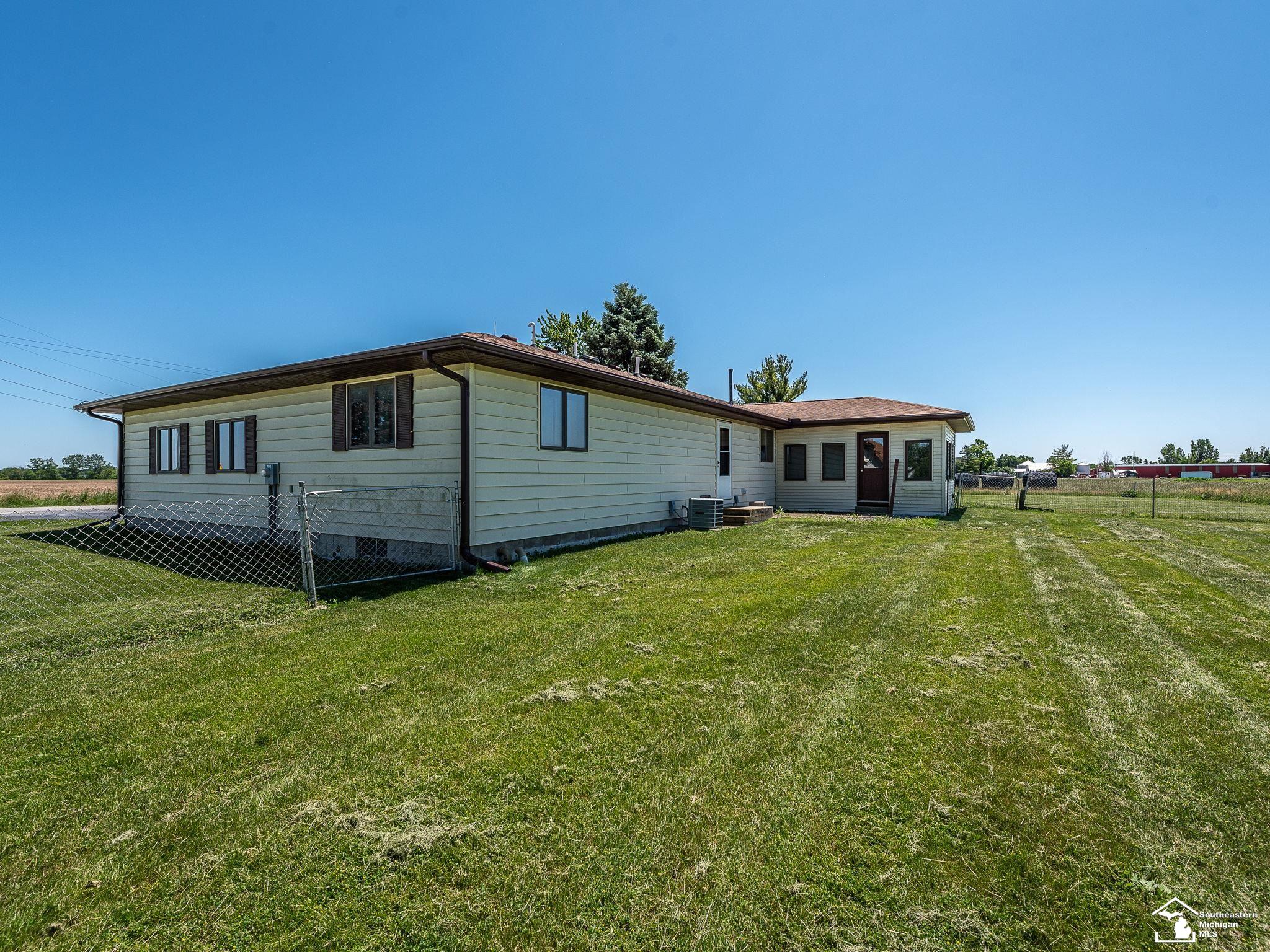 3333 Dennison Road Dundee, MI 48131 - Photo 33 of 38