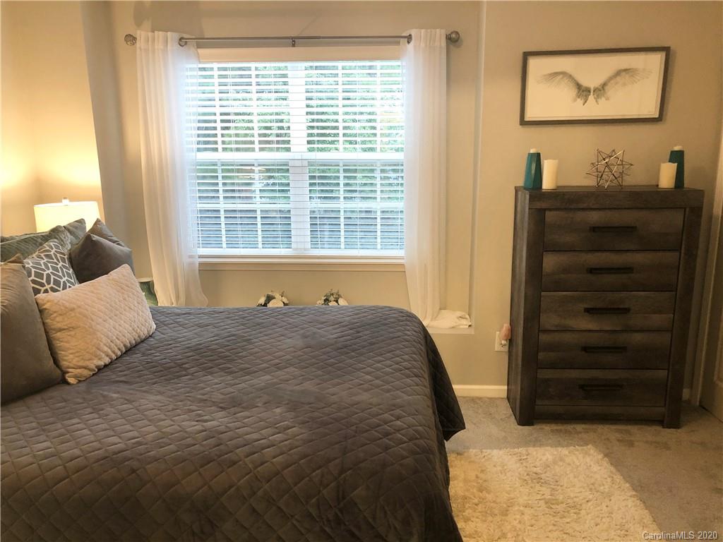 8214 Rudolph Road Charlotte, NC 28216 - Photo 16 of 25