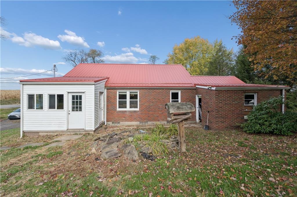214 Cadogan Slate Lick Road Kittanning, PA 16201 - Photo 5 of 33 Gallery Image 5