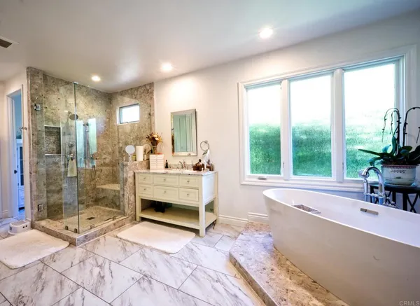 $3,487,000 | 15522 Churchill Downs, Rancho Santa Fe, CA 92067