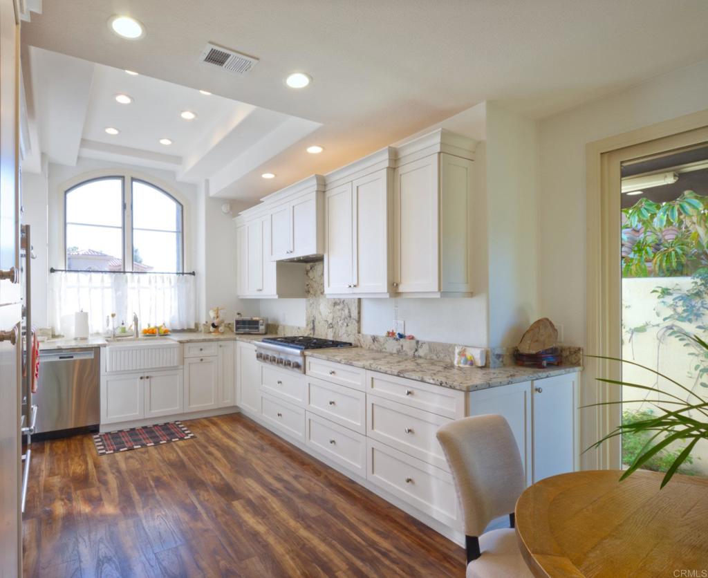 15522 Churchill Downs Rancho Santa Fe, CA 92067 - Photo 3 of 33