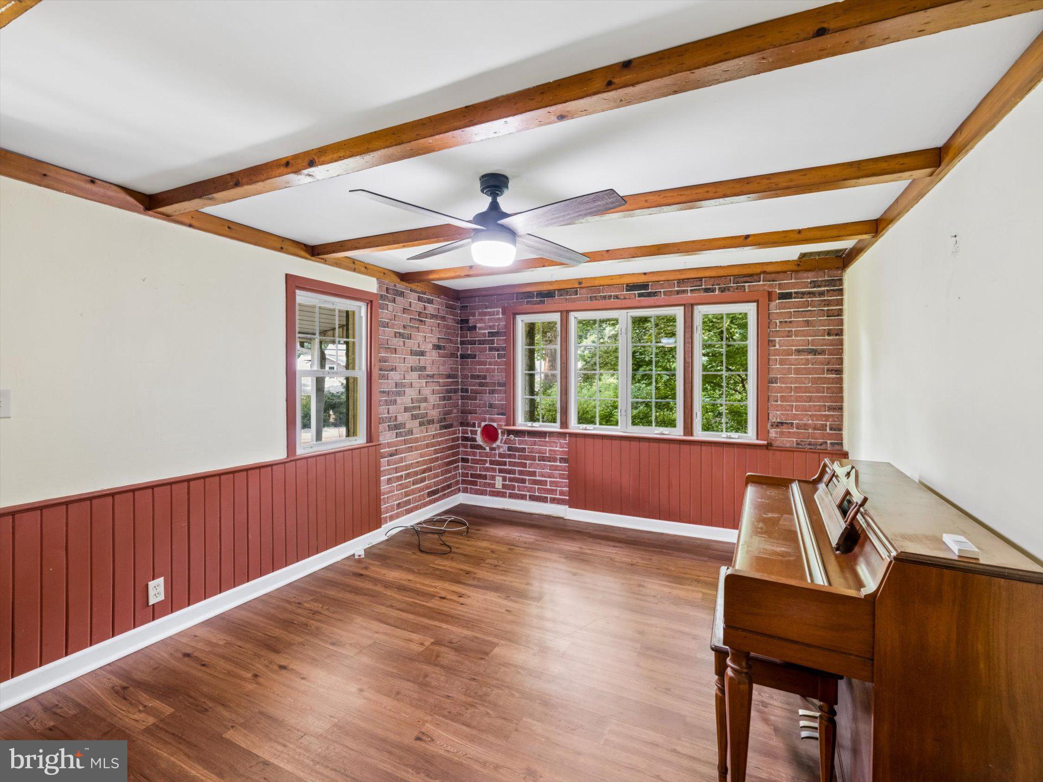 2843 Flowing Springs Road Spring City, PA 19475 - Photo 9 of 25 Entry
