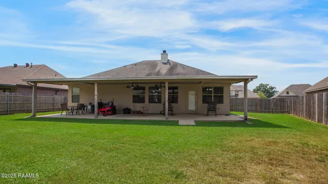 $2,200 | 103 Still Waters Road, Broussard, LA 70518